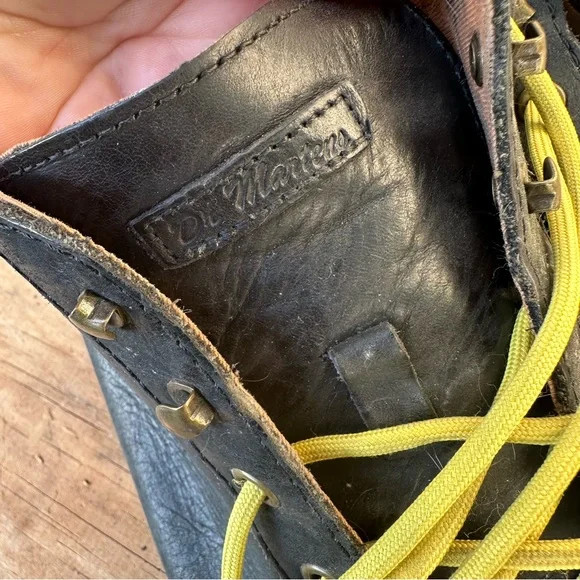 Dr. Martens  Black Coburg Unisex Lace Up Leather Chukka Boot - Picture 5 of 10